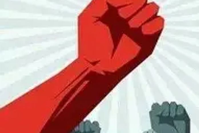 A explicação é hipotética, mas, esta ativista, Arísia Barros, assumiu o desafio.
E você interpretou o texto?
Pátria não se vende!