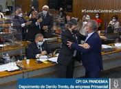 "Picareta" e "vagabundo": Renan Calheiros e Jorginho Mello batem boca durante a CPI