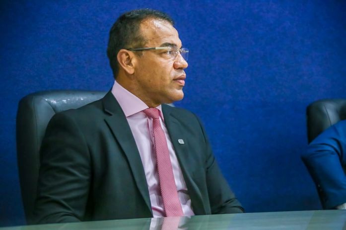 Câmara propõe lei que obriga estabelecimentos de grande porte a contratar bombeiros civis