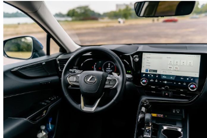 Diferença entre multimídia original e genérica: qual vale mais a pena pelo preço?