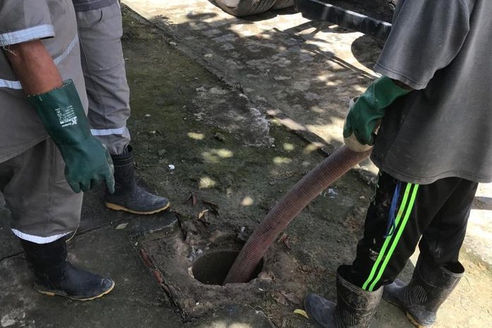 Prefeitura de Branquinha realiza mais uma ação de desobstrução da rede de esgoto