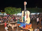 Carroceata promete espetáculo de cores, criatividade e shows nesta sexta (14) em Limoeiro de Anadia
