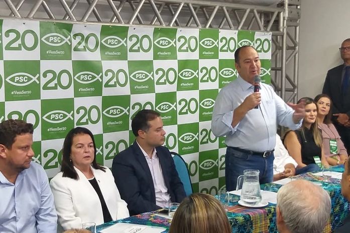Pastor Everaldo participou de encontro em hotel