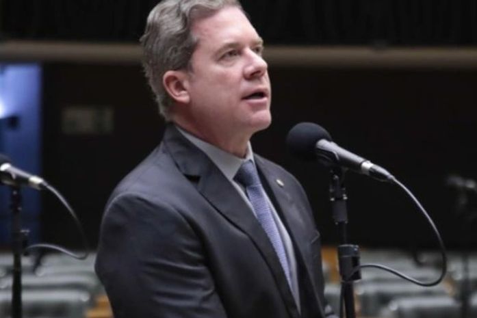 Deputado Marx Beltrão ressalta importância de projeto que endurece penas contra roubo e receptação de celulares