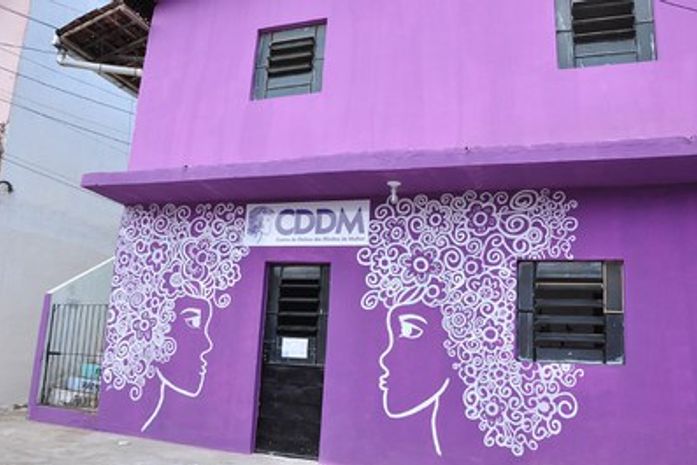 Centro de Defesa da Mulher faz atendimento gratuito com apoio da Ufal