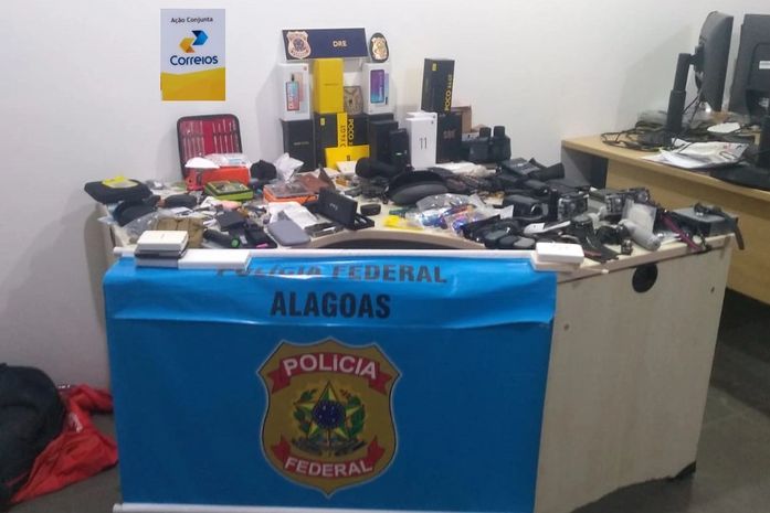 Em operação da PF, funcionário dos Correios é preso suspeito de furtar encomendas em Maceió