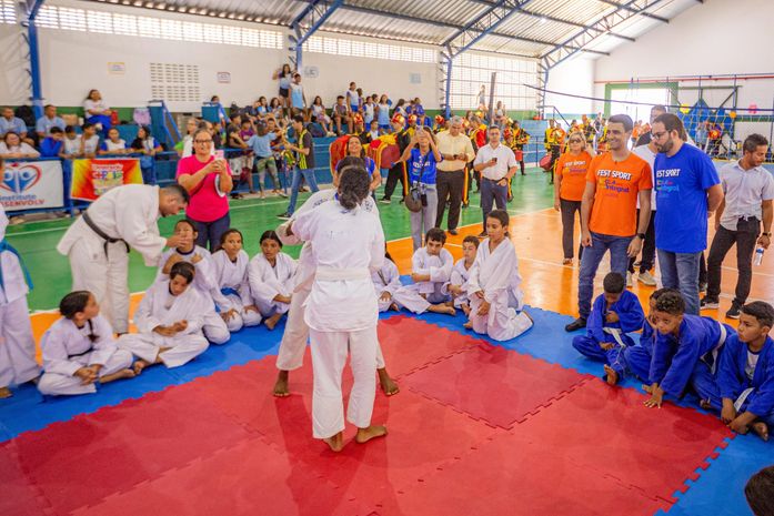 JHC participa de encerramento do 2º Fest Sport e ressalta crescimento da educação em tempo integral