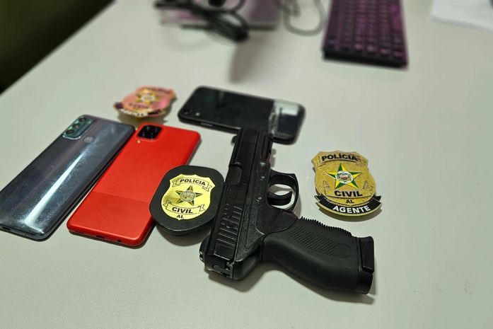 Polícia Civil prende suspeito de roubar celulares de universitários
