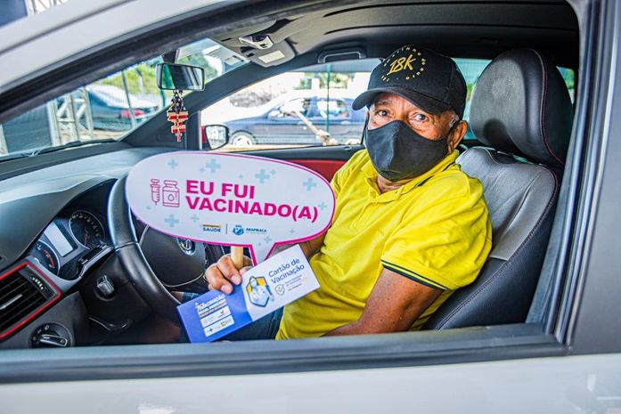 Idosos com 66 e 67 anos podem se vacinar contra Covid-19 a partir de segunda (29)