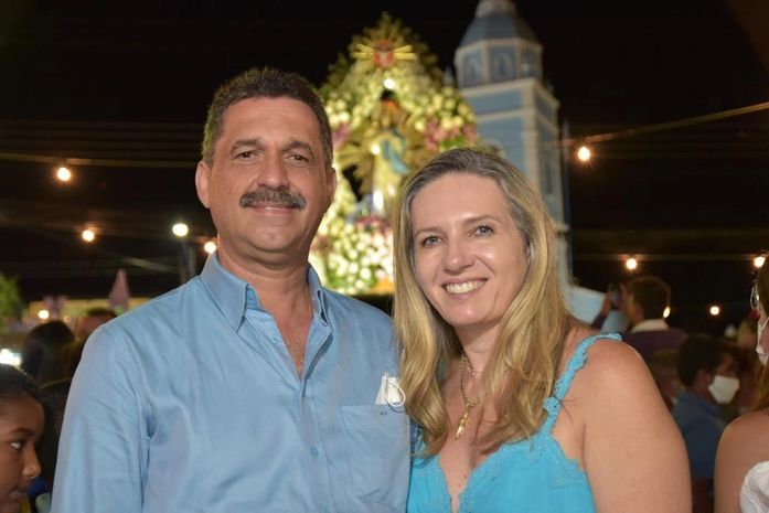 Prefeito Marlan Ferreira participa da Procissão de Nossa Senhora da Conceição em Limoeiro de Anadia