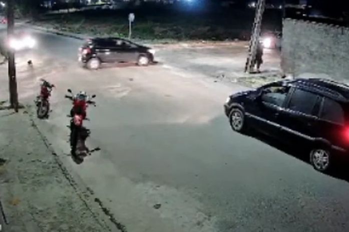 Motorista é baleado com quatro tiros durante briga de trânsito em Penedo