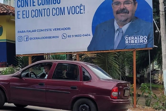 Geraldo Ribeiro inova com outdoor pedindo a população sugestões para trabalhar em Palmeira