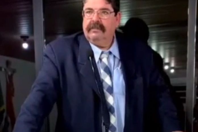 Legislativo de Palmeira aprova reivindicação de Geraldo Ribeiro em defesa dos moto taxistas