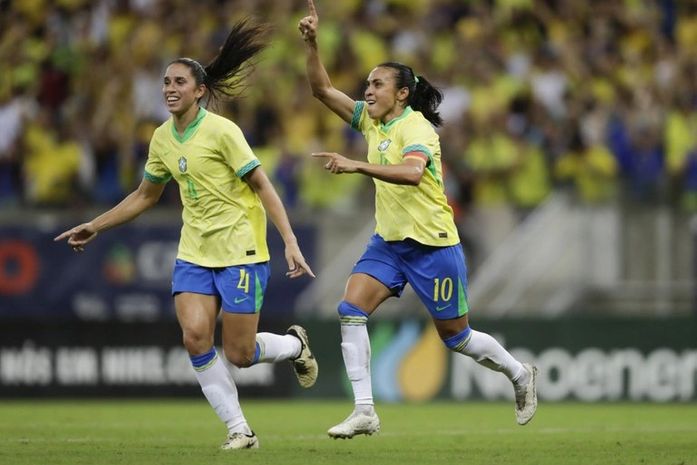 Seleção feminina goleia Jamaica em amistoso de preparação para os Jogos Olímpicos