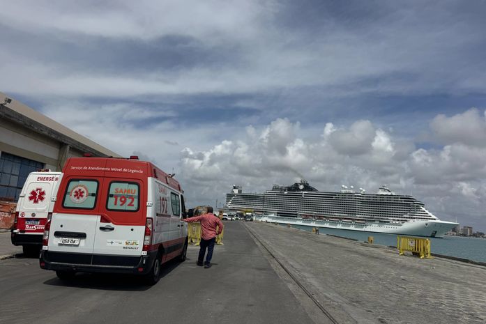 Turista passa mal a bordo de navio de cruzeiro e é socorrido pelo Samu no Porto de Maceió
