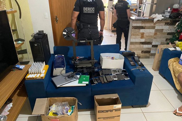 Hacker que desviou R$ 4 milhões de empresa alagoana é preso em Goiás