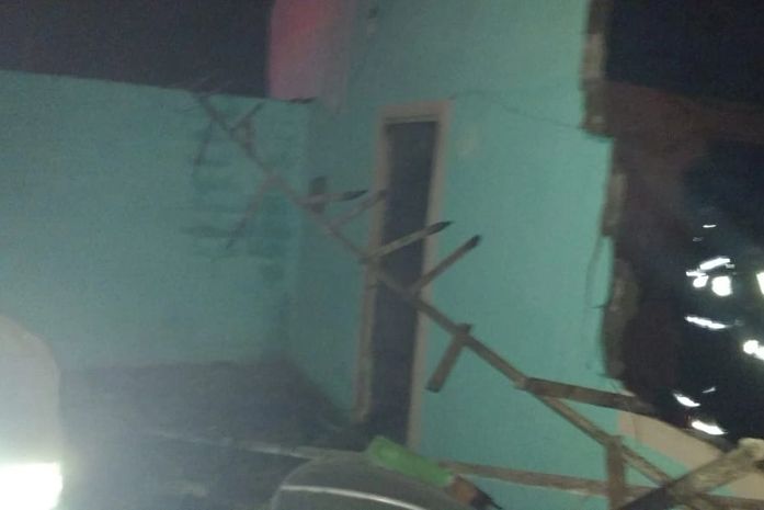 Casas ficaram destruídas