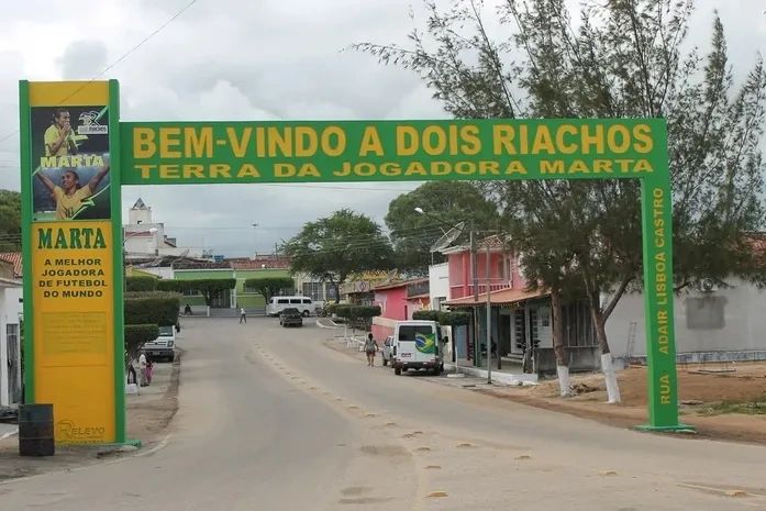 PF investiga transferência eleitoral irregular em município de AL e mira servidor, vereador e familiares