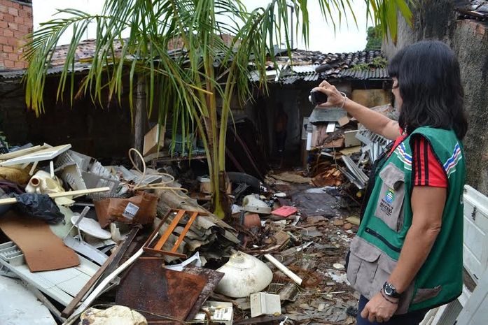 Slum já registrou 15 imóveis com acúmulo de lixo em Maceió