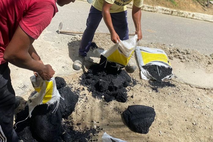 Prefeitura de Branquinha adquire asfalto frio e intensifica operação tapa buracos