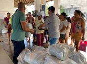 Em visita a povoados, Prefeitura de Traipu entrega cestas básicas, acompanha andamento de obras e anuncia pavimentação