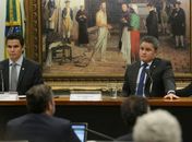 Comissão da Câmara aprova restrição de foro a chefes dos três Poderes