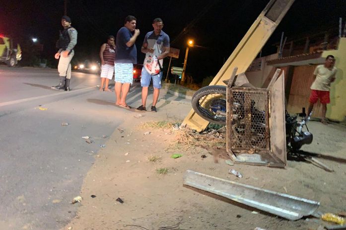 Acidente aconteceu em um trecho da AL-215.