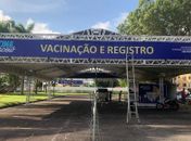Ponto de vacinação na sede da Justiça Federal, na Via Expressa