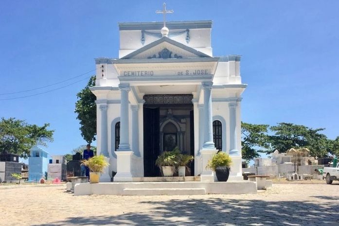 Mais de 20 mil pessoas devem visitar os cemitérios neste feriado de Finados