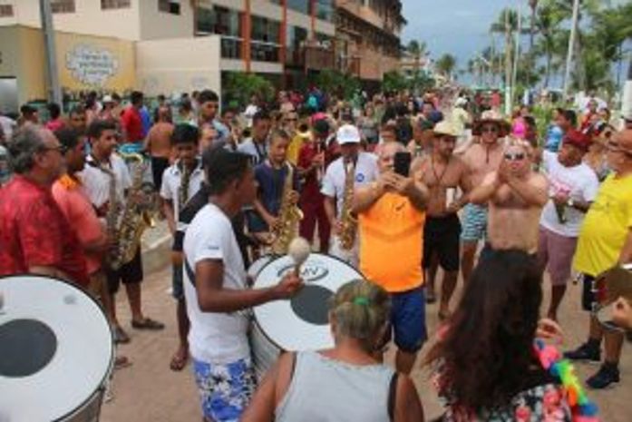 Carnaval 2019 movimenta turismo e economia na Praia do Francês, em Marechal Deodoro