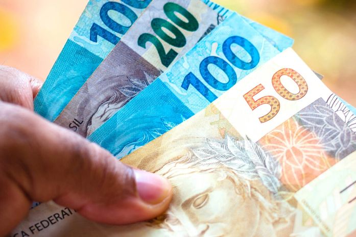 Confira tudo o que muda com o novo salário mínimo de R$ 1.412