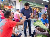 Fabio Costa presta contas à população no centro de Maceió e destaca ações em áreas essenciais