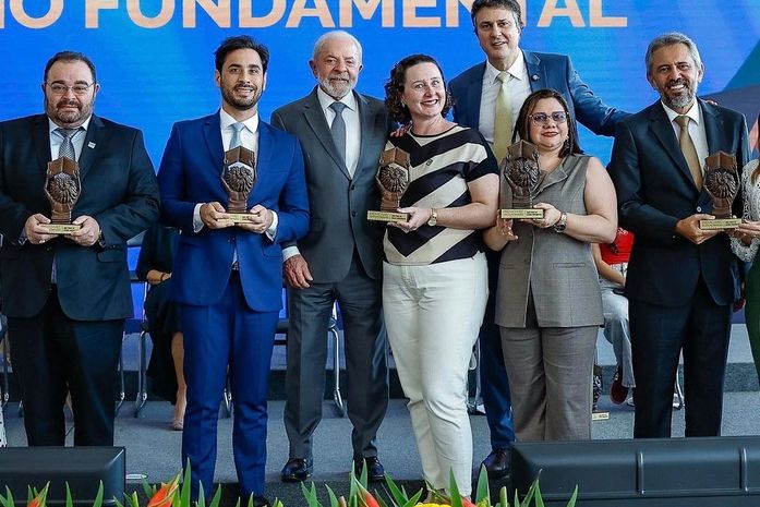 Melhor educação do Brasil: Santana do Mundaú recebe prêmio do MEC em Brasília