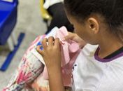 Adolescentes em medida socioeducativa recebem Carteira Nacional do Artesão