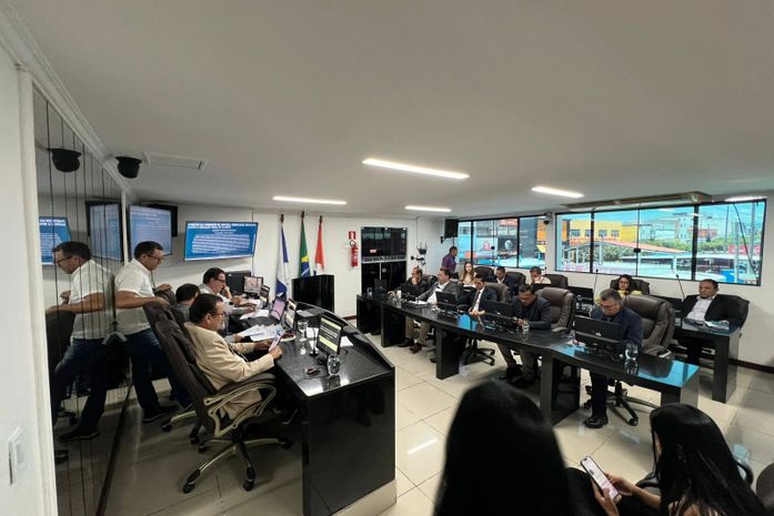 Câmara de Delmiro Gouveia aprova por unanimidade reajuste salarial de 12% para a Educação