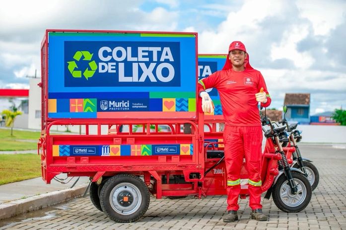 Prefeitura de Murici coloca em operação triciclos elétricos para reforçar coleta de lixo na cidade 
