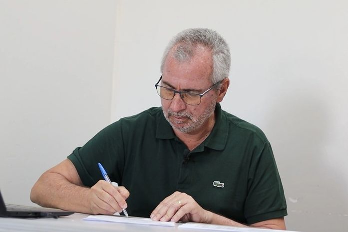 Prefeito de Chã Preta homologa a relação dos precatórios do Fundef do município