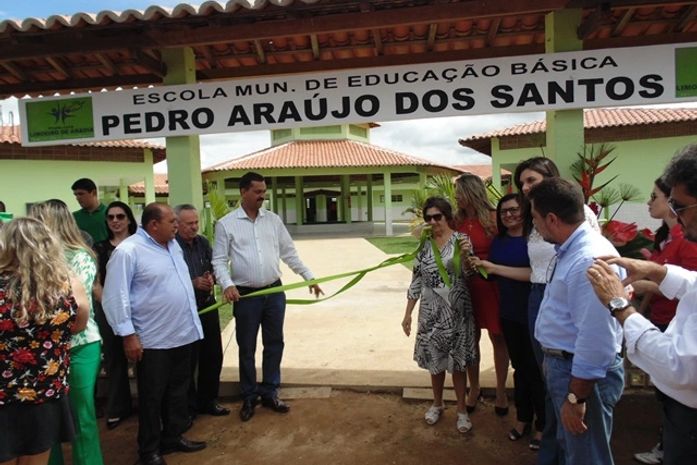 Inaugurações em Limoeiro