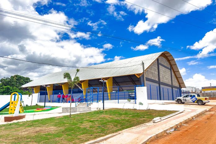 Prefeito Luciano Barbosa inaugura, nesta segunda (19), Ginásio de Esportes no povoado Baixa da Onça
