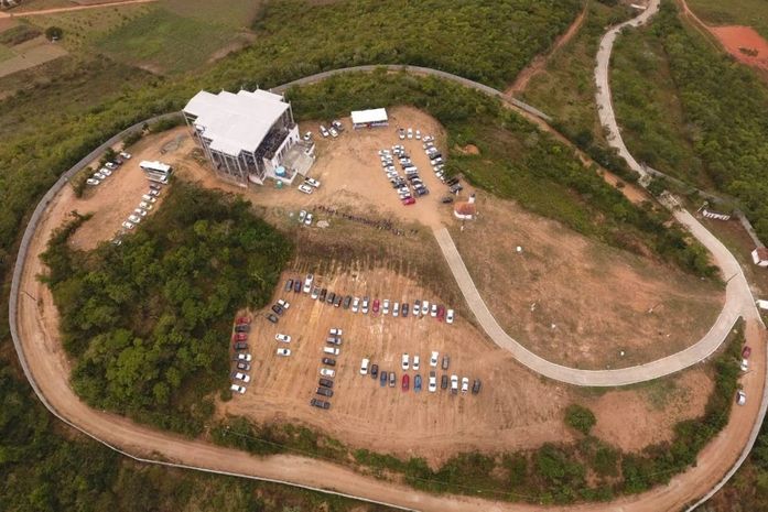 Morro Santo da Massaranduba volta a receber fiéis após dois anos fechado