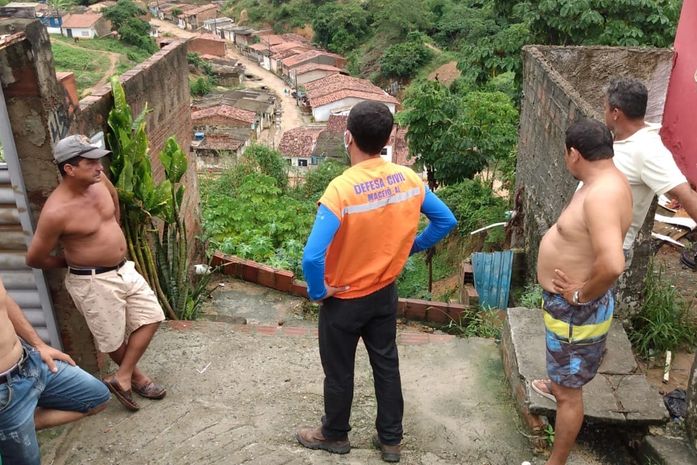 Defesa Civil atende 15 chamados em decorrência da chuva em Maceió