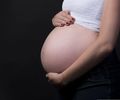 Brasileiras estão tendo menos filhos e adiam maternidade, diz Censo