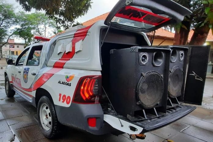 Base Comunitária e 1° BPM apreendem quatro equipamentos de som após denúncias de poluição sonora