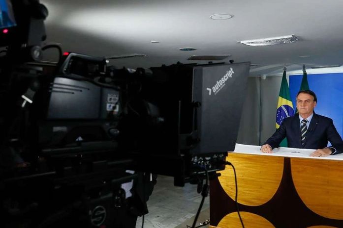 Bolsonaro fará pronunciamento hoje em cadeia de rádio e TV