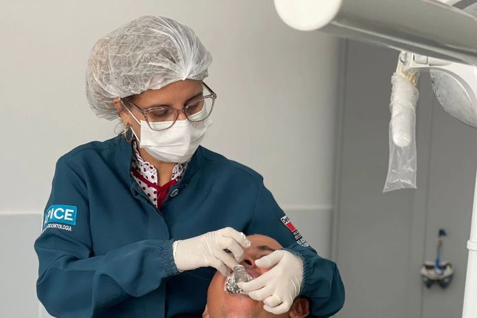 Branquinha Sorridente: prefeitura realiza moldagem e entrega novas próteses