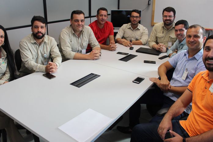 Prefeito Ediel Leite se reúne com representantes da Mineração Vale Verde