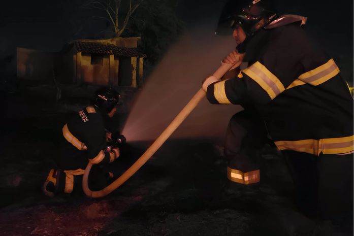 Incêndio atinge pousada em Maragogi e três pessoas são socorridas pelos Bombeiros