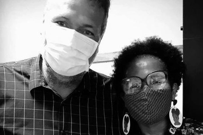 Obrigada,Lima Júnior pelas muitas conversas carregadas de franqueza e pela parceria!