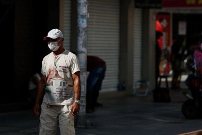 Novo decreto prorroga as regras de isolamento, funcionamento das atividades comerciais e uso de máscara