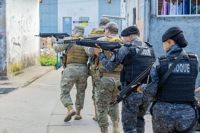 PM apreende mais de 44 quilos de drogas e 26 armas de fogo em Alagoas durante a semana